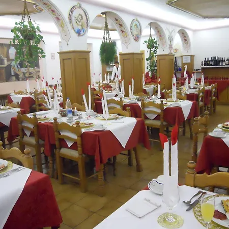 Hotel Agomer